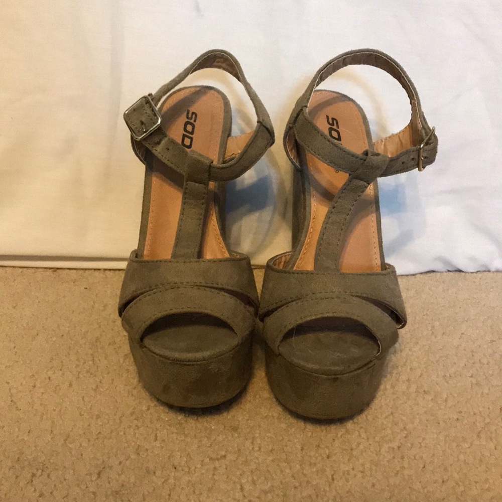 Shoes